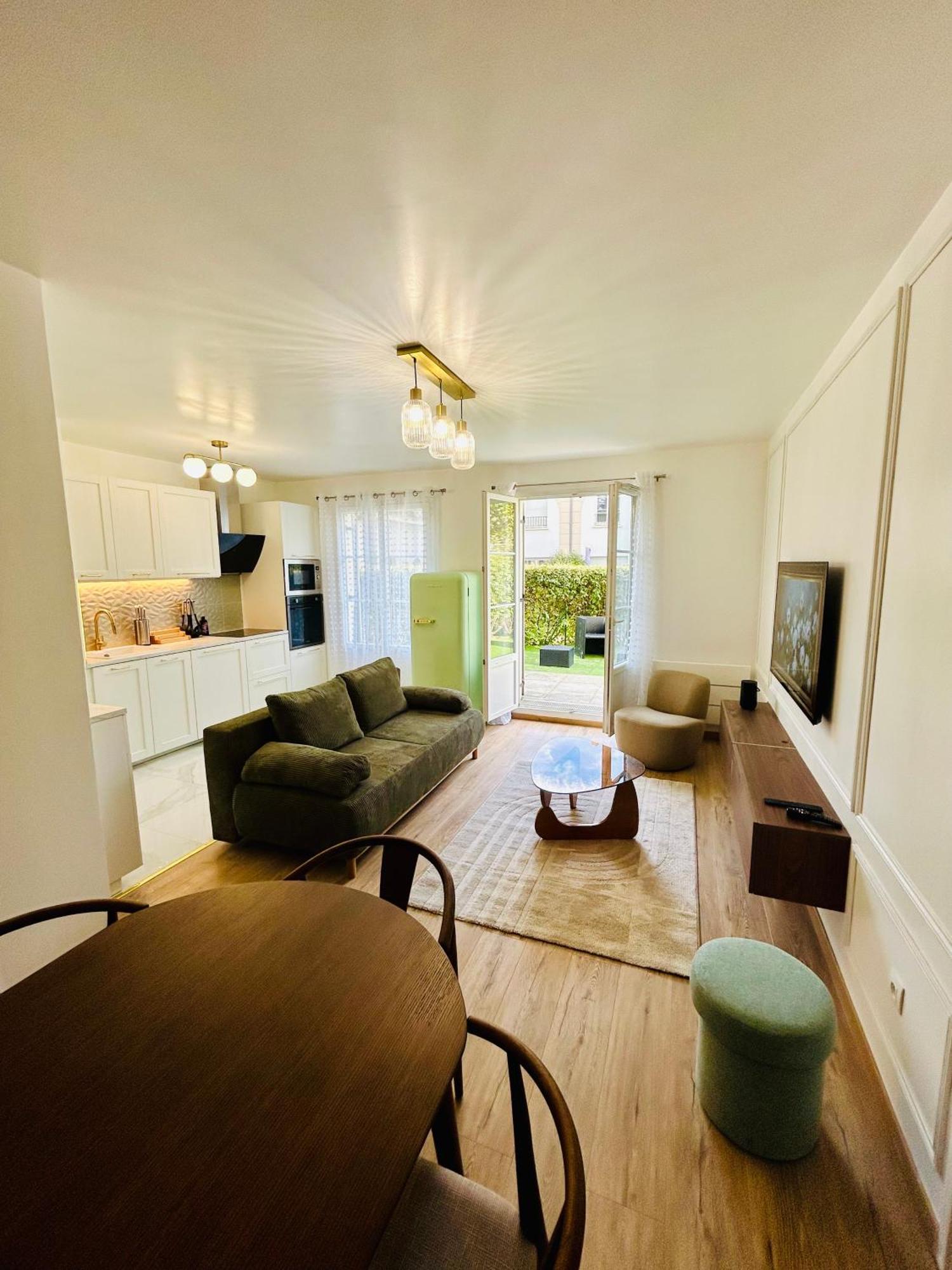 Serenity Place Serris Exterior photo
